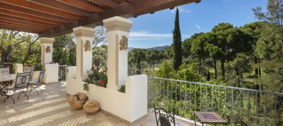 8 bedrooms Villa in Malaga, Spain No. 24253 4