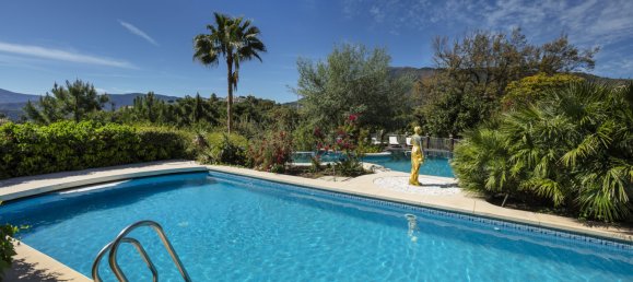 8 bedrooms Villa in Malaga, Spain No. 24253 22
