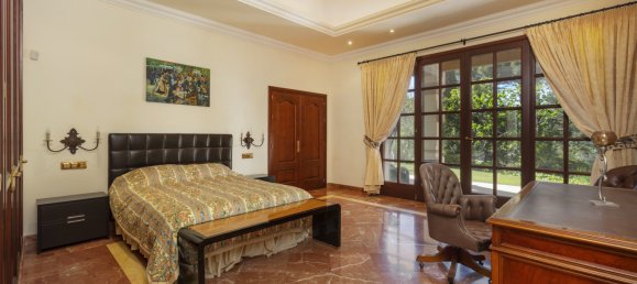 8 bedrooms Villa in Malaga, Spain No. 24253 10