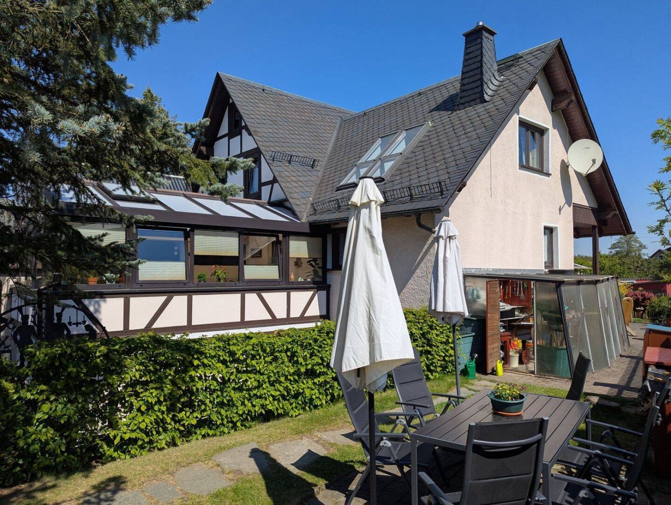 Moradia em banda de 9 divisões em Zwickau, Germany N.º 23980