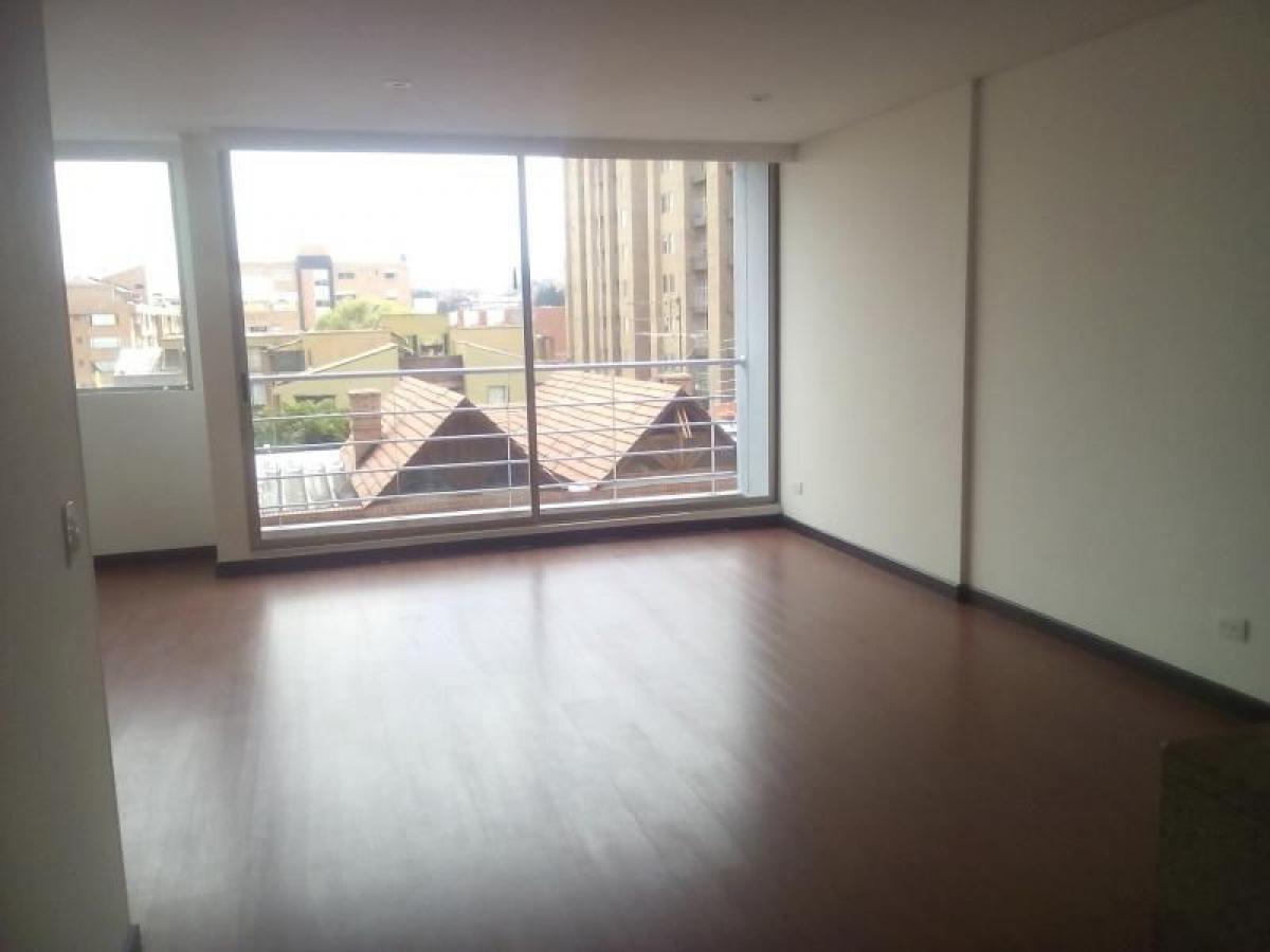 Дом с 3 спальнями в Богота, Колумбия № 12333