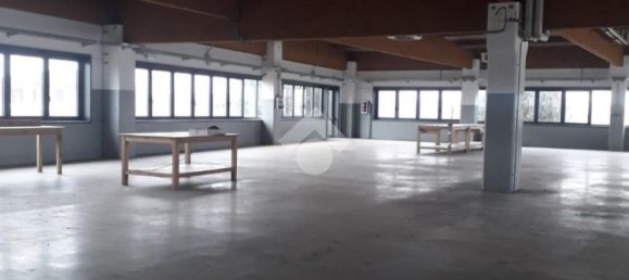  مستودع في Bolgare, Italy 1950متر مربع رقم 108610 3