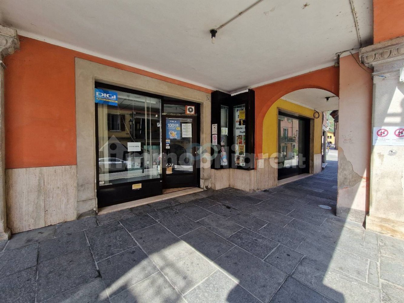 2 rooms Commercial property in Gavardo, Italy No. 351961