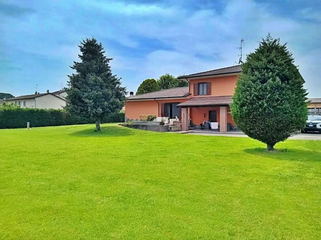 4 rooms Villa in Albuzzano, Italy No. 87648
