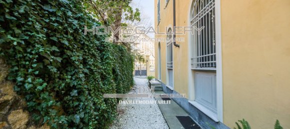 7 rooms Apartment in Genoa, Italy No. 115133 37