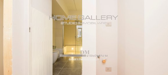 7 rooms Apartment in Genoa, Italy No. 115133 23