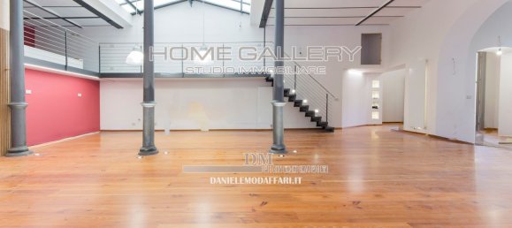 7 rooms Apartment in Genoa, Italy No. 115133 3