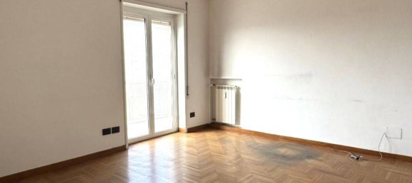 4 rooms Apartment in Rome, Italy No. 18188 8