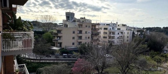 4 rooms Apartment in Rome, Italy No. 18188 11