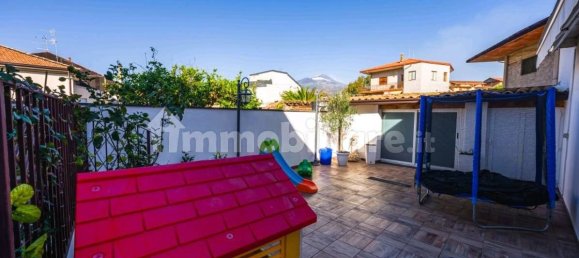 4 bedrooms Villa in Trecastagni, Italy No. 143003 13