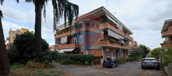 3 bedrooms Apartment in Rome, Italy No. 335477 23