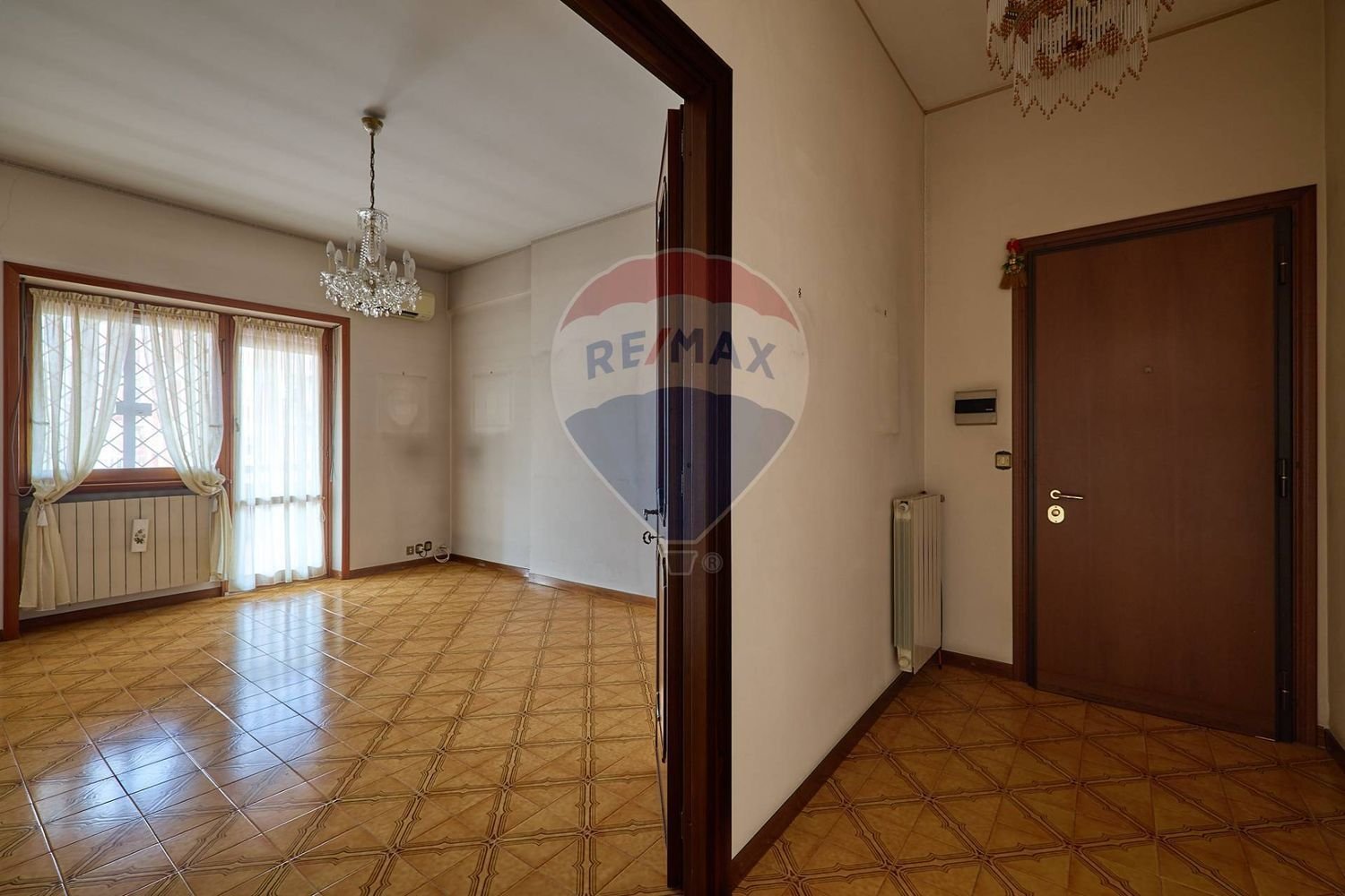 3 bedrooms Apartment in Rome, Italy No. 335477