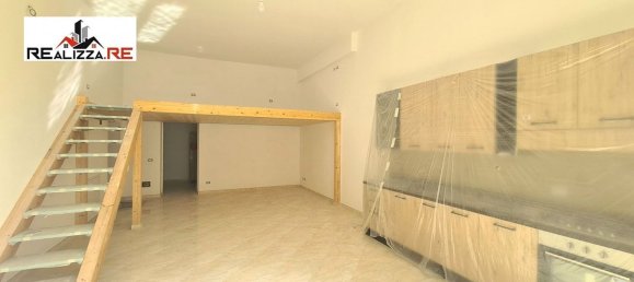 2 rooms Apartment in Rome, Italy No. 169552 4