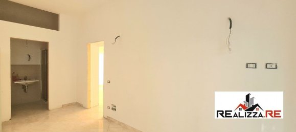 2 rooms Apartment in Rome, Italy No. 169552 12