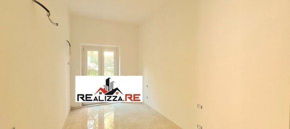 2 rooms Apartment in Rome, Italy No. 169552 13