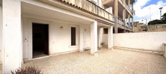 Вилла с 3 спальнями в Ното, Италия № 135663 9