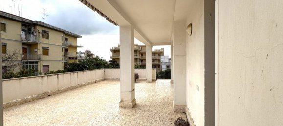 Вилла с 3 спальнями в Ното, Италия № 135663 8