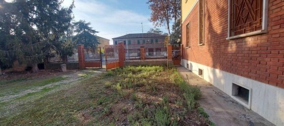 10 rooms Villa in Argenta, Italy No. 149949 9