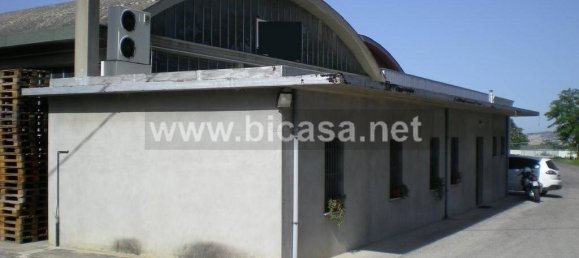5 rooms Warehouse in Montegridolfo, Italy No. 376095 2