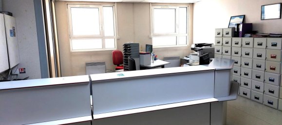 147m² Office in Laon, France No. 87645 5