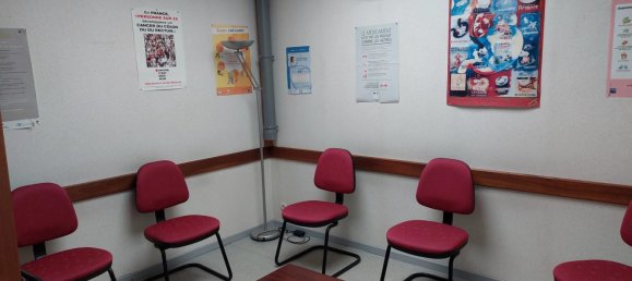 147m² Office in Laon, France No. 87645 3