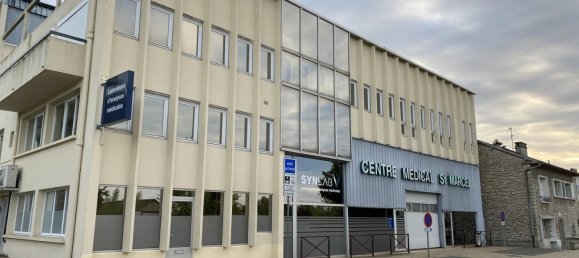 147m² Office in Laon, France No. 87645 6