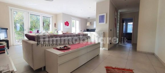 2 bedrooms Apartment in Aosta, Italy No. 265042 2