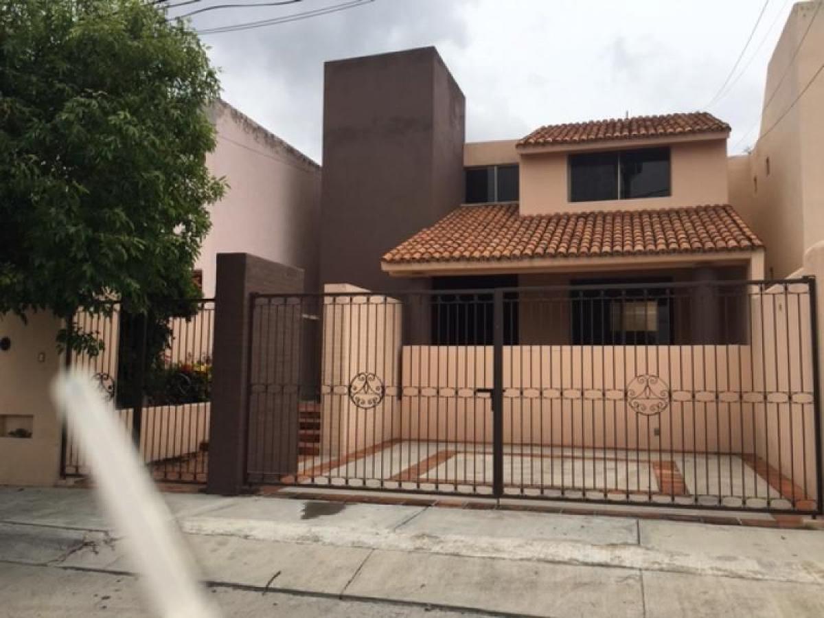 3 bedrooms House in San Luis Potosi, Mexico No. 184657