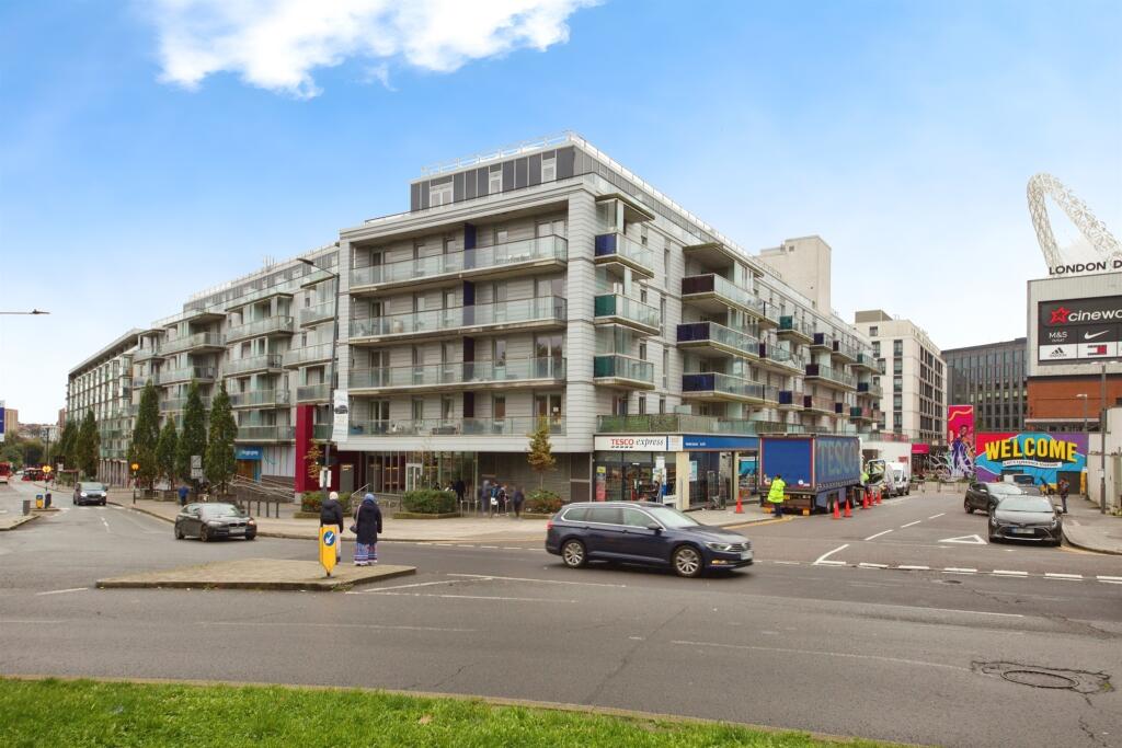 Квартира с 2 спальнями в Уэмбли, Великобритания № 6355