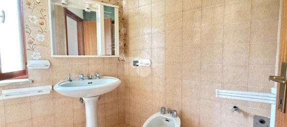 2 غرف نوم شقة في Udine, Italy رقم 329399 8