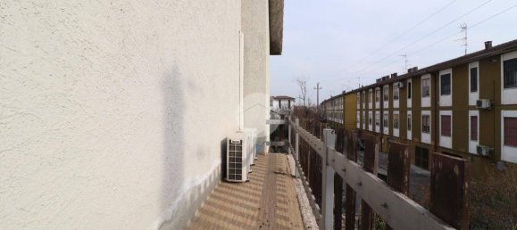 3 bedrooms Villa in Mantua, Italy No. 245891 13