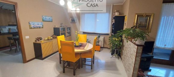 Apartamento de 3 habitaciónes en Omegna, Italy No. 30248 4