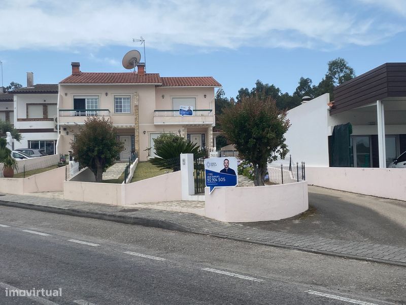 3 bedrooms House in Monte Real, Portugal No. 232234