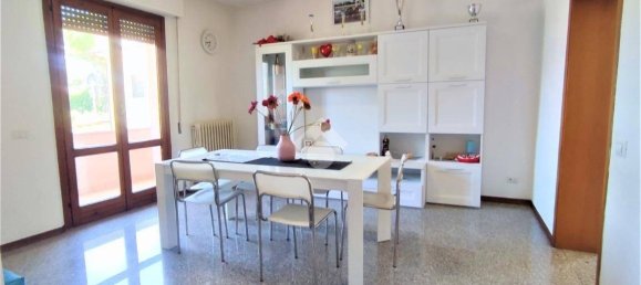 4 rooms Apartment in Perugia, Italy No. 304203 5