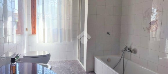 4 rooms Apartment in Perugia, Italy No. 304203 18