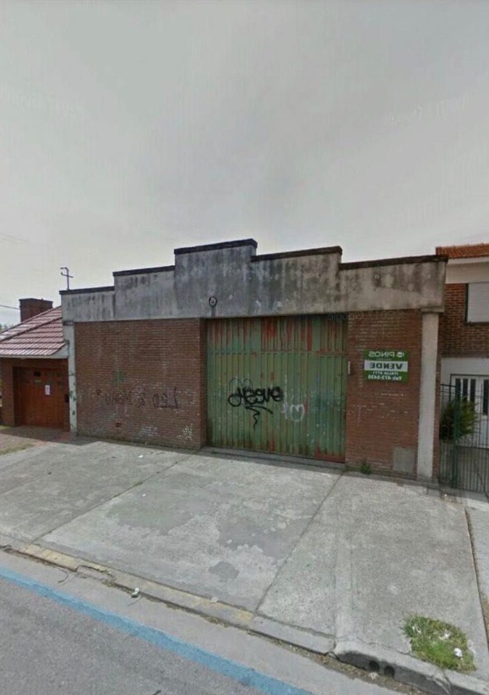 200m² Building in Mar del Plata, Argentina No. 107509