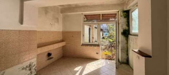 Apartamento de 4 habitaciónes en Venegono Superiore, Italy No. 186703 4