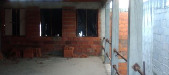 300m² Land in Porto, Portugal No. 95219 2