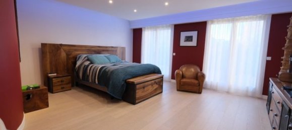 4 Schlafzimmer Wohnung in Enghien-les-Bains, France, Nr. 163613 7