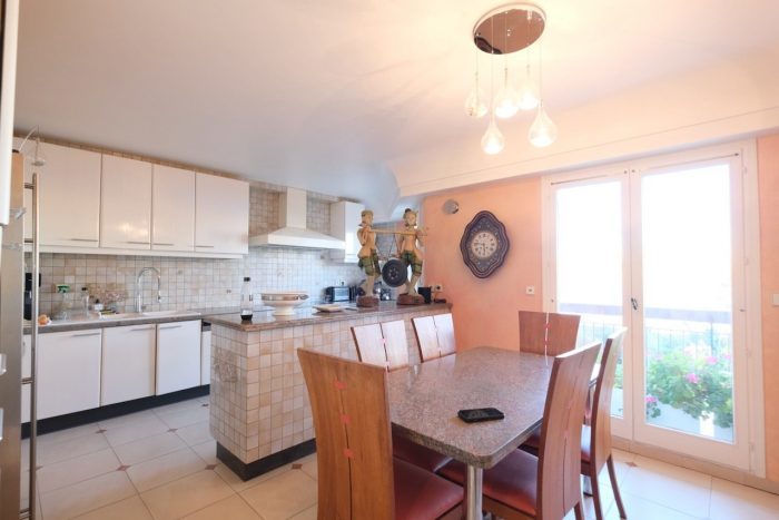 4 Schlafzimmer Wohnung in Enghien-les-Bains, France, Nr. 163613