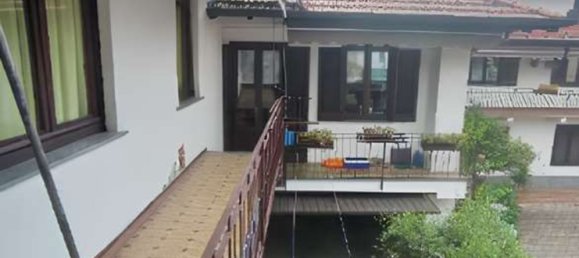 4 rooms Apartment in Golasecca, Italy No. 185092 3