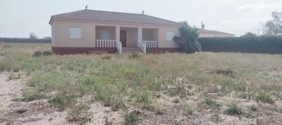 6 bedrooms House in Dolores, Spain No. 7599 2