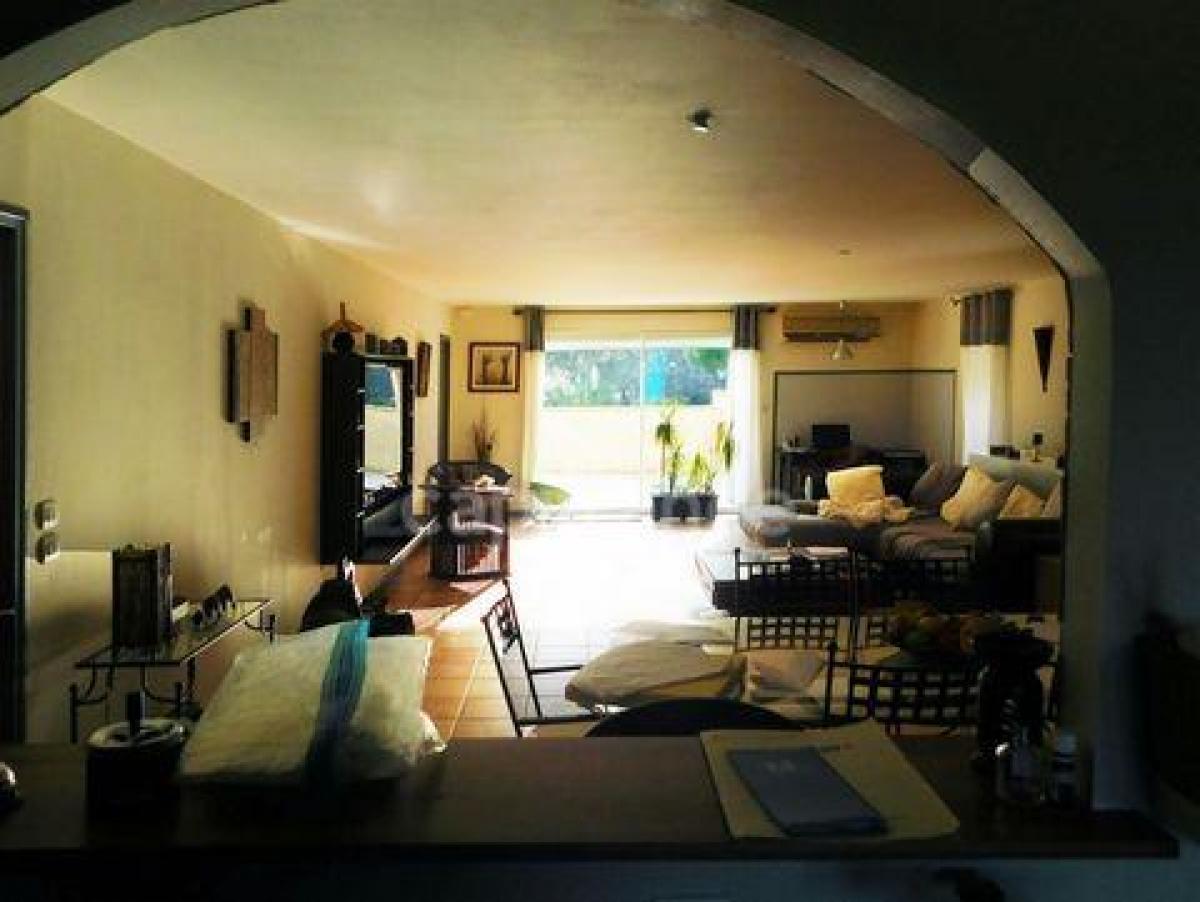 4 bedrooms Condo in Auch, France No. 27938