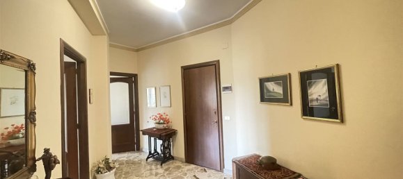 4 chambres Appartement à Sant'Agata li Battiati, Italy No. 166827 8