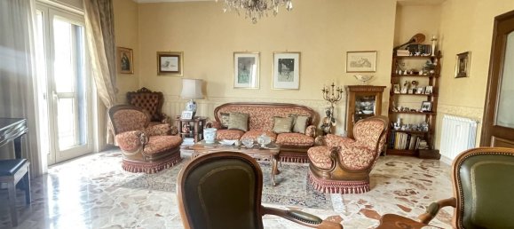 4 chambres Appartement à Sant'Agata li Battiati, Italy No. 166827 2