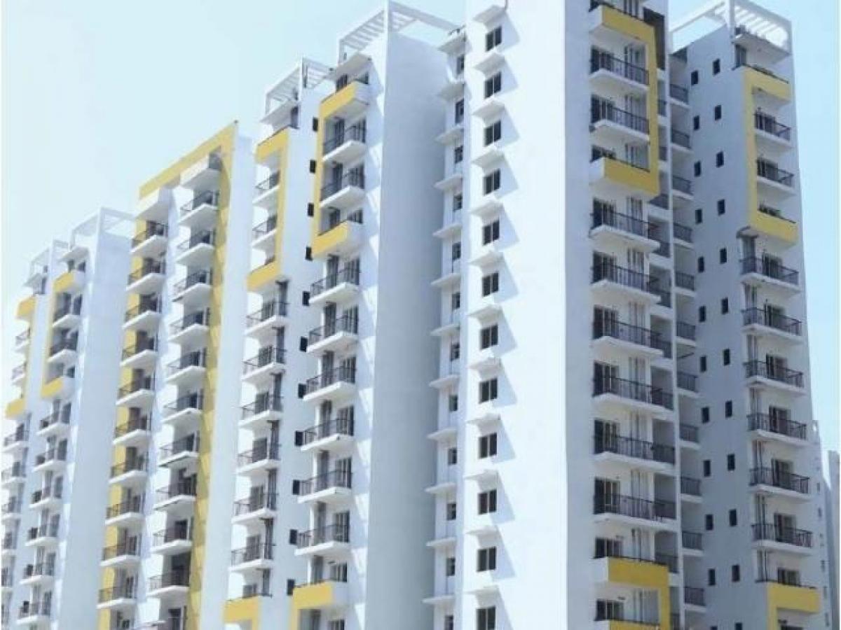 2 bedrooms House in Noida, India No. 65285