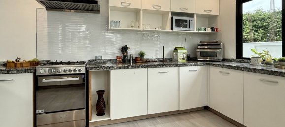 4 bedrooms Villa in Chiang Mai, Thailand No. 63993 3