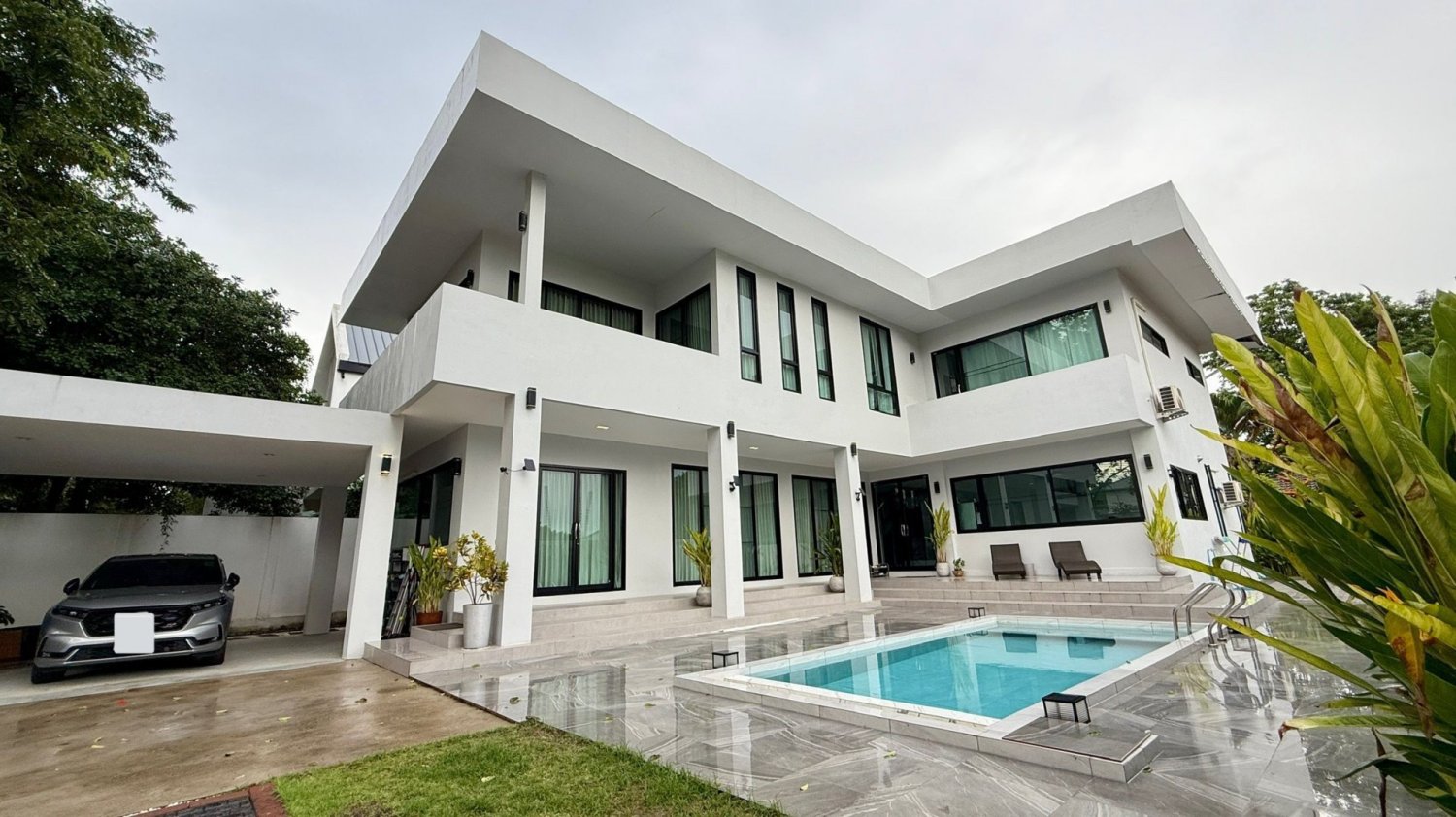 4 bedrooms Villa in Chiang Mai, Thailand No. 63993