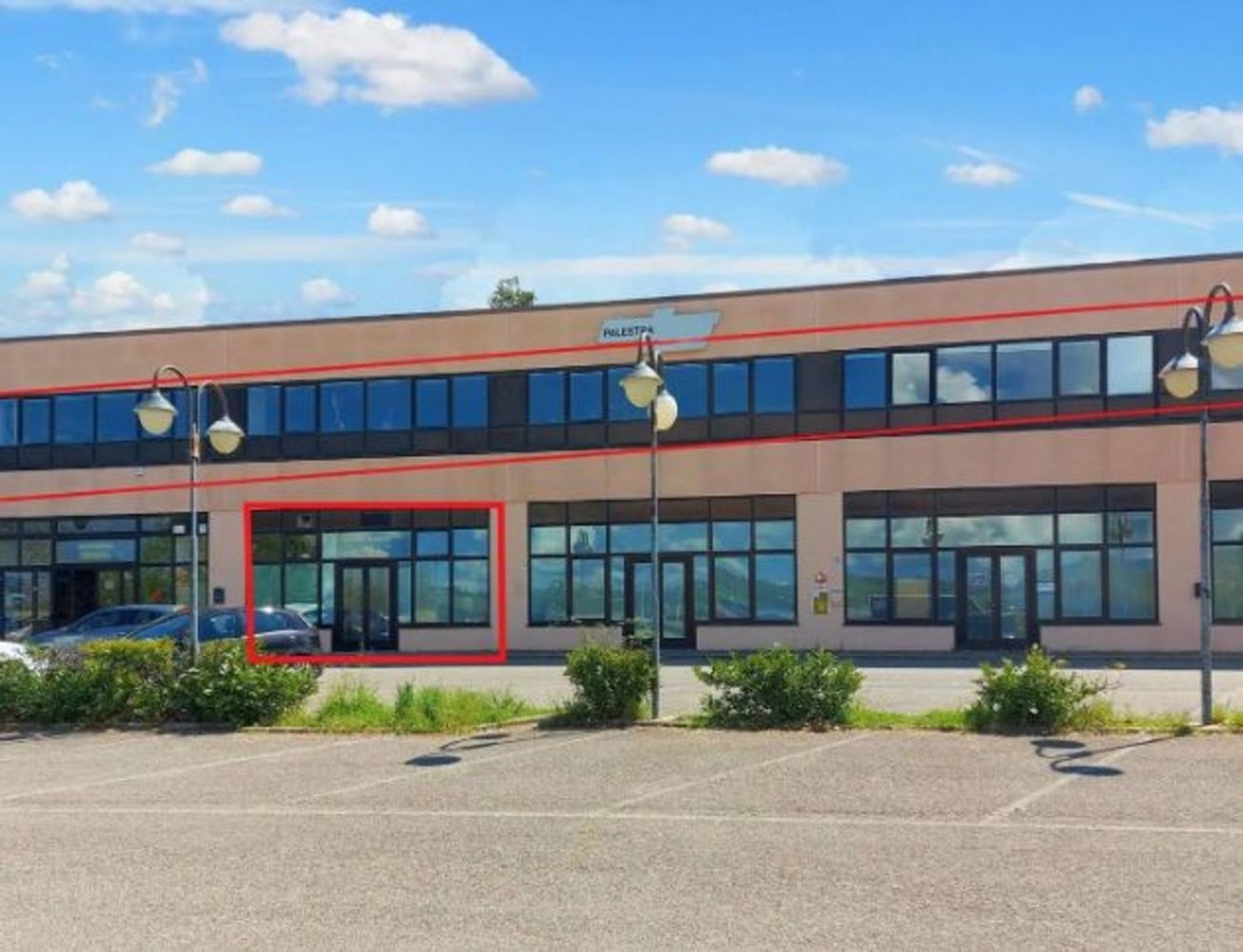 738m² Commercial property in Spoleto, Italy No. 51660