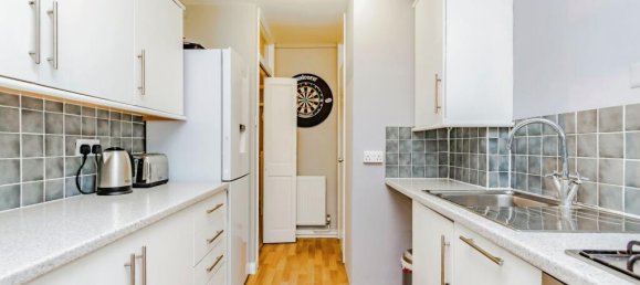 2 bedrooms Apartment in Purley, United Kingdom No. 8080 13